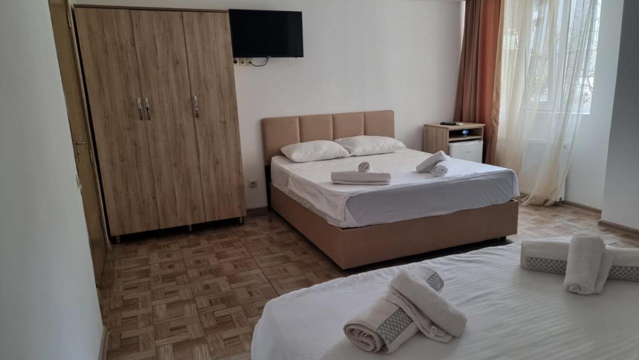 Femi Ji Hotel Batumi Eksteriør billede